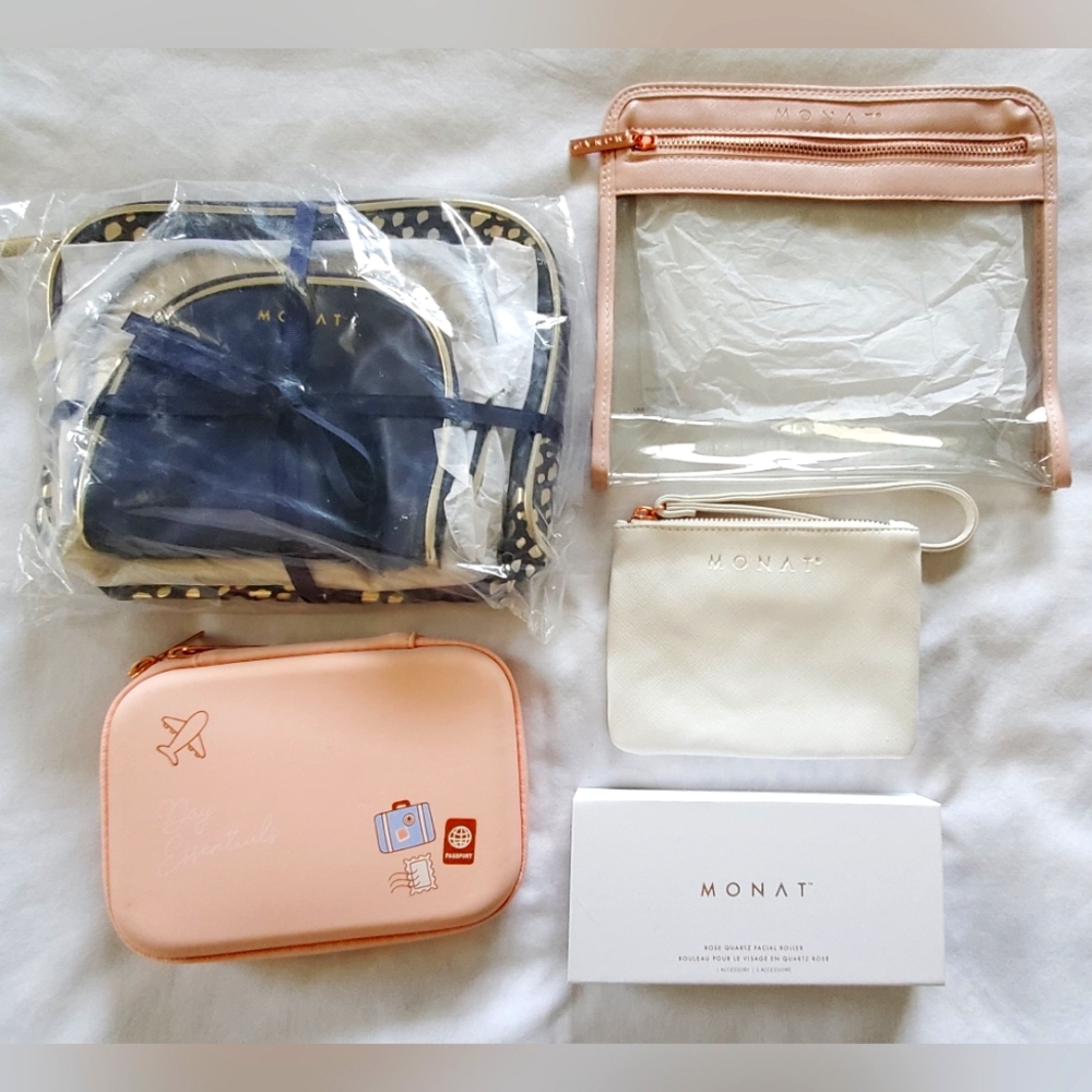 Monat Rose Quartz Facial Roller and Travel Bag Set Bundle LOT - New
